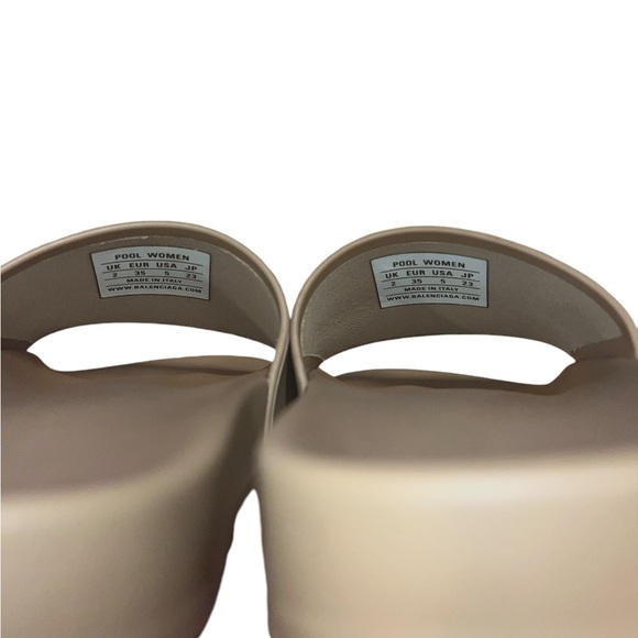 Balenciaga Pool Slides size 5 - Picture 9 of 9